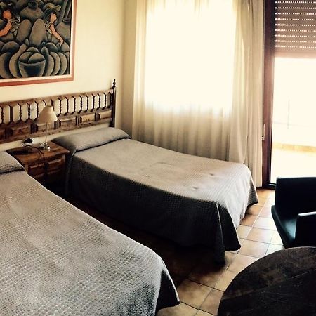 Hostal Mimosa サンタンデール 部屋 写真