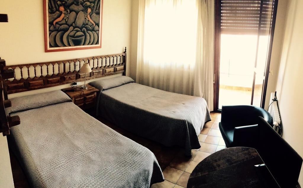 Hostal Mimosa サンタンデール 部屋 写真